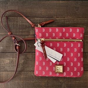 NWT Dooney & Bourke Crossbody bag
